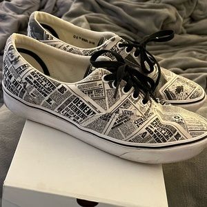 Vans x Harry Potter Daily Prophet ComfyCush Era Shoes, W11/M9.5